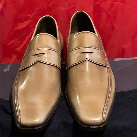 Men’s loafers 10/10 condition never worn main image 4